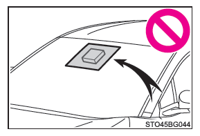 Toyota CH-R. Verwenden der Fahrunterstützungssysteme