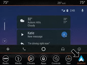 Jeep Wrangler. Uconnect